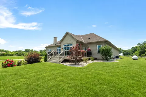 Exterior - s75w35724 Wilton, Eagle, WI 53119 photo 8 of 15