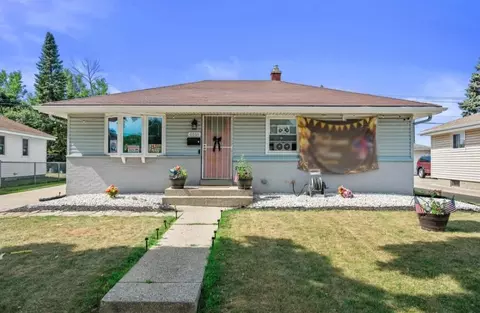 6559 W Spokane, Milwaukee, WI 53223