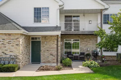 4226 Taylor Hbr #8, Mount Pleasant, WI 53403