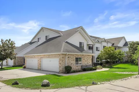 4226 Taylor Hbr #8, Mount Pleasant, WI 53403