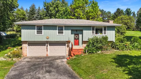 w293s3017 Ancestral, Genesee, WI 53188