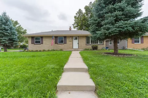 5303 W Wilbur, Greenfield, WI 53220