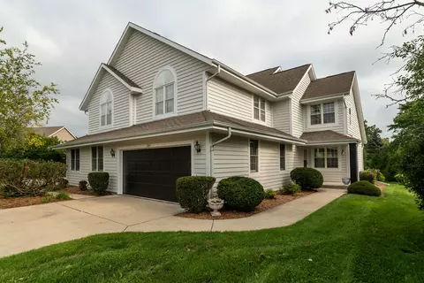 3207 S Ridge Crst #3205, New Berlin, WI 53151