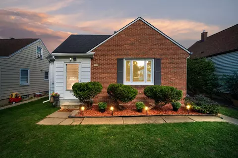 2560 S 71st, Milwaukee, WI 53219