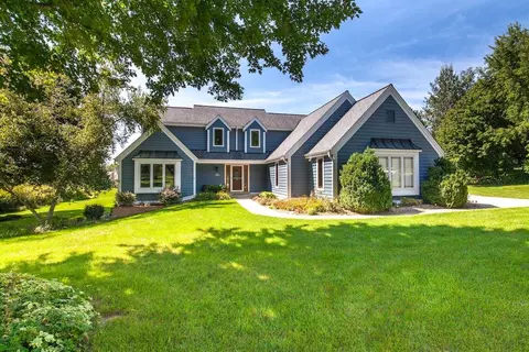 n39w32963 High Hl, Nashotah, WI 53058