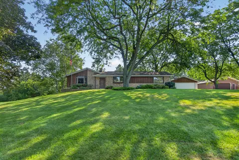 4092 Mary, Jackson, WI 53012