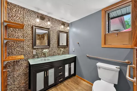 Bath - 715 E Juniper, Fox Point, WI 53217 photo 1 of 5