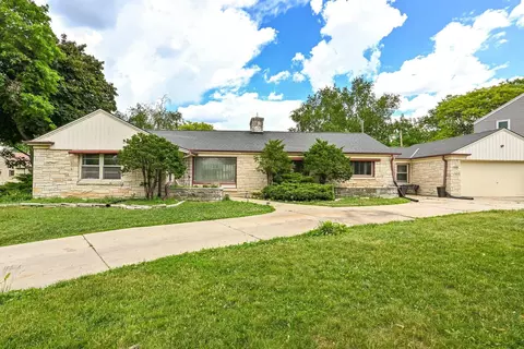 5340 W Melvina, Milwaukee, WI 53216
