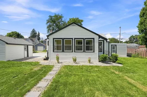 2917 S 67th, Milwaukee, WI 53219
