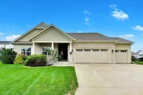 7884 Fredericksburg, Bristol, WI 53104
