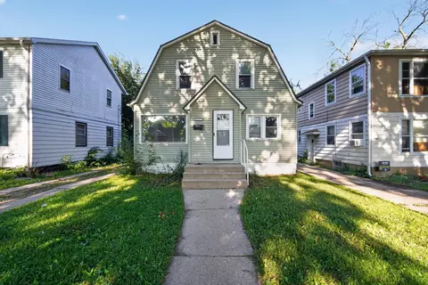 4727 N 22nd, Milwaukee, WI 53209