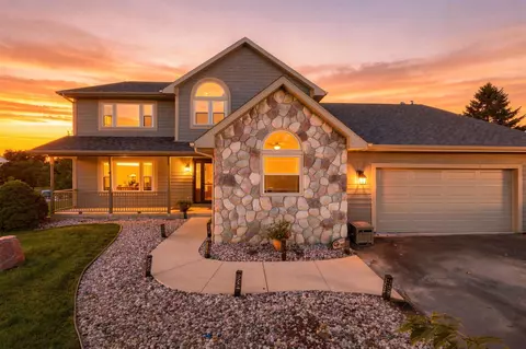 w4604 Pebble Drive, Lafayette, WI 53121