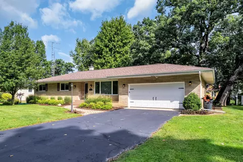 216 Elm, Silver Lake, WI 53170