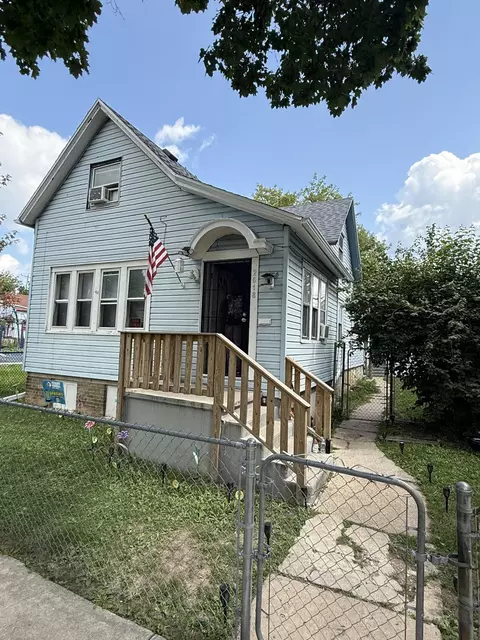 2616 N Buffum #2618, Milwaukee, WI 53212