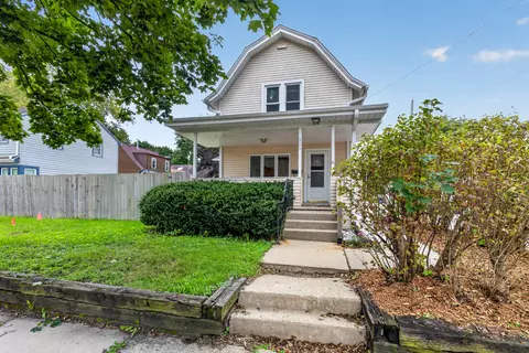 313 E Laflin, Waukesha, WI 53186