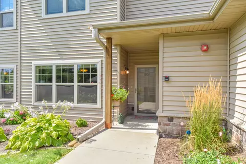 1800 New Port Vis, Grafton, WI 53024