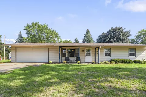 Exterior - 891 E Daffodil, Beloit, WI 53511 photo 1 of 1