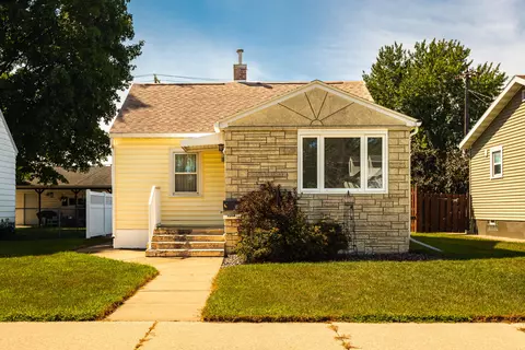 1814 19th, La Crosse, WI 54601