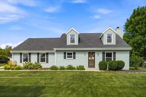 540 W Norport, Port Washington, WI 53074
