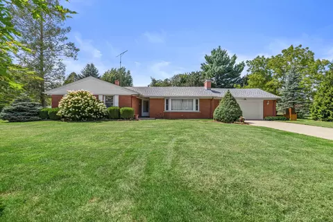 3628 Country, Racine, WI 53405