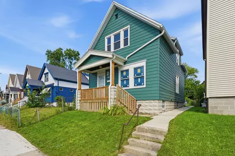 2618 N 24th, Milwaukee, WI 53206