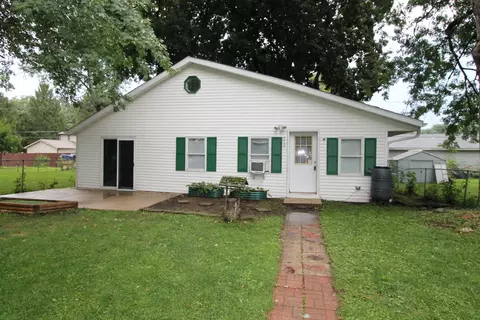 319 1st, Delavan, WI 53115