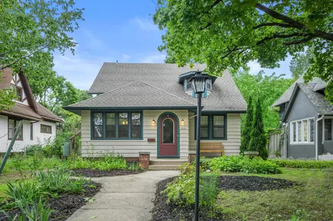 2181 N 53rd, Milwaukee, WI 53208