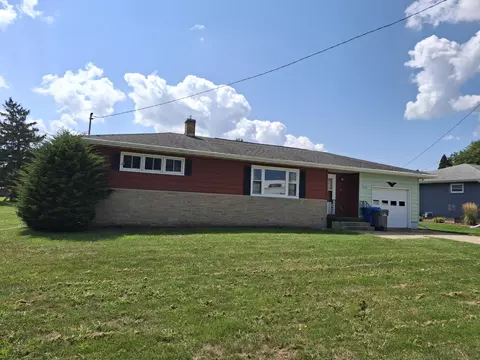 863 West, Watertown, WI 53094