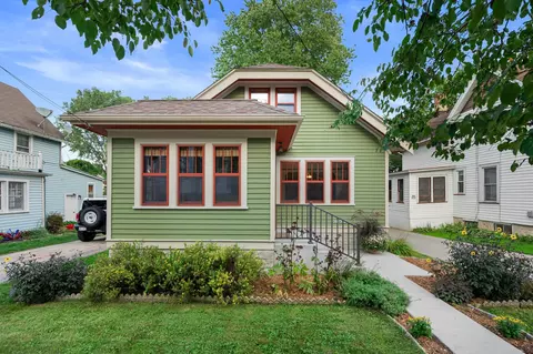 w57n512 Hilbert, Cedarburg, WI 53012