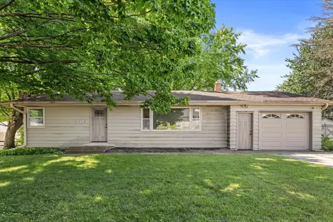 1915 Miller, West Bend, WI 53095