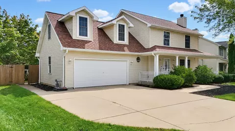 10348 S Robin, Oak Creek, WI 53154