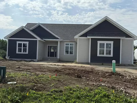 9744 N Migratory, Mequon, WI 53092