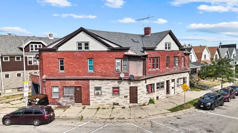 1121 S 46th, West Milwaukee, WI 53214