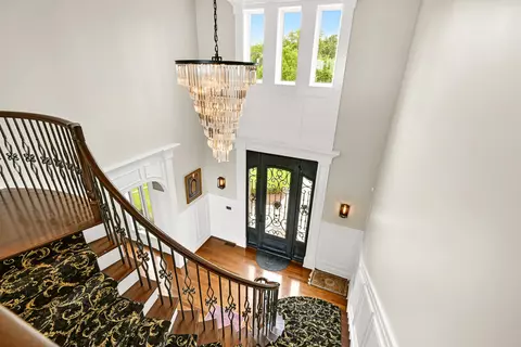 Entry Way - 6702 N N Lk, Fox Point, WI 53217 photo 2 of 4