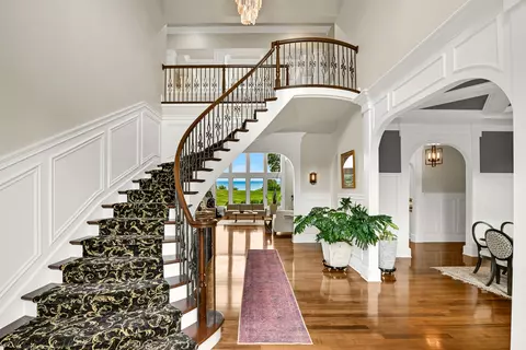 Entry Way - 6702 N N Lk, Fox Point, WI 53217 photo 1 of 4