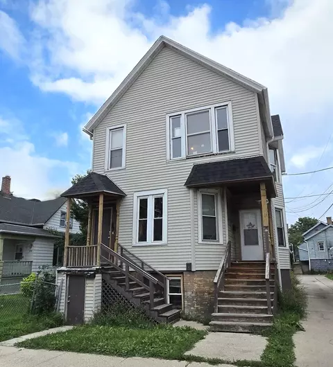 1558 S 13th #1560/1562, Milwaukee, WI 53204