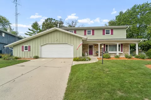 742 Mequon, Fond Du Lac, WI 54935
