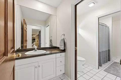 Bath - W650 West, Bloomfield, WI 53128 photo 6 of 7