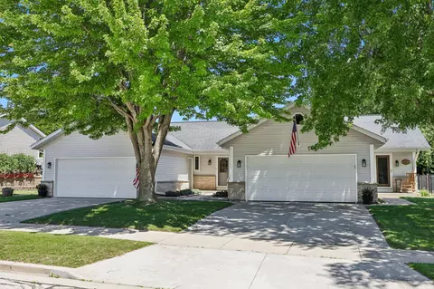 1333 Sunnydale, West Bend, WI 53090
