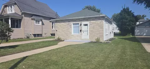 7319 25th, Kenosha, WI 53143