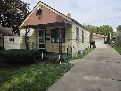 1958 S 97th, West Allis, WI 53227