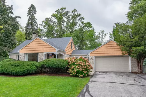 7101 N 107th, Milwaukee, WI 53224
