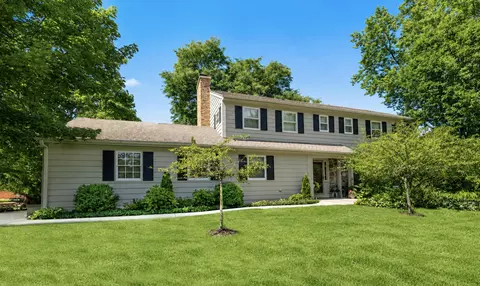 3606 W Chantilly, Mequon, WI 53092