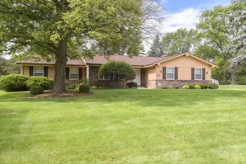 2885 S 126th, New Berlin, WI 53151