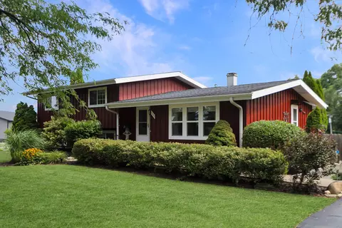 Exterior - 38112 87th, Randall, WI 53105 photo 8 of 10