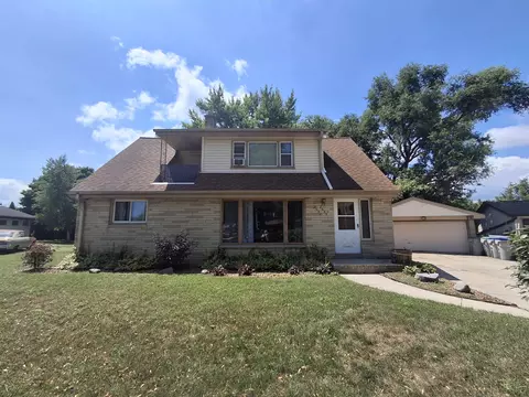 2537 W W Brg #2539, Milwaukee, WI 53221