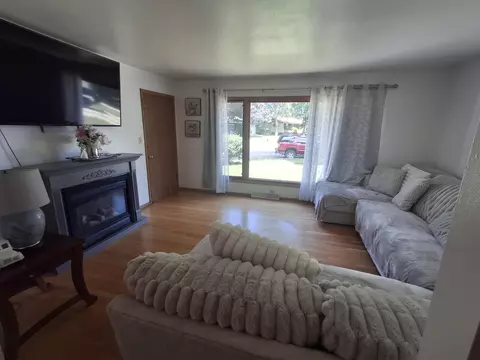 2537 W W Brg #2539, Milwaukee, WI 53221