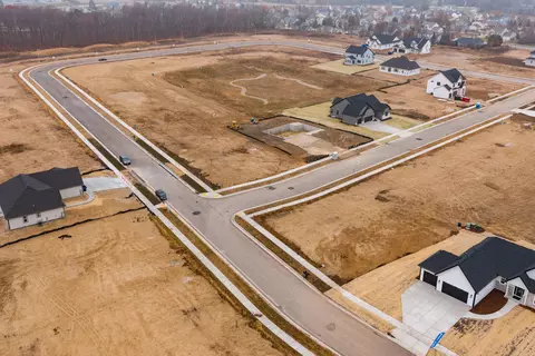2472 Boulder, Slinger, WI 53086 photo 6