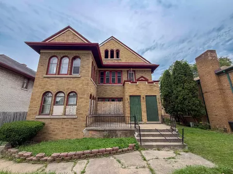 3135 N Sherman, Milwaukee, WI 53216