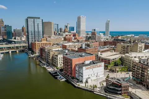 141 N Water #24, Milwaukee, WI 53202